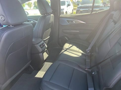 New 2026 Chevrolet Equinox EV LT image 28