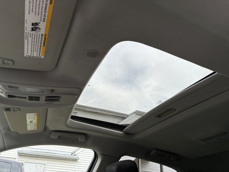 Used 2010 Chevrolet Equinox LT AWD/4WD image 15