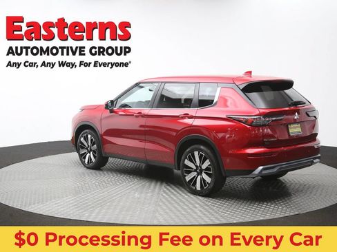 Used 2025 Mitsubishi Outlander SE FWD image 63