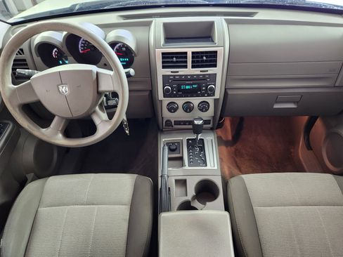 Used 2009 Dodge Nitro SE image 16