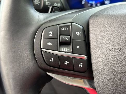 Used 2020 Ford Explorer Platinum w/ Premium Technology Package AWD/4WD image 25