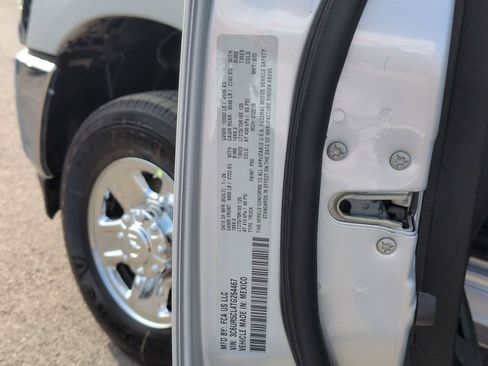 New 2026 RAM 2500 Tradesman AWD/4WD image 34