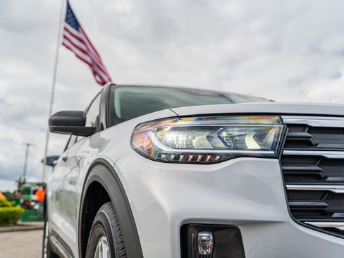 New 2025 Ford Explorer Active w/ Active Comfort Package image 6