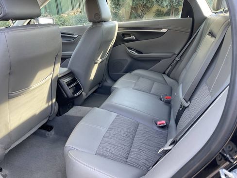 Used 2019 Chevrolet Impala LS FWD image 12