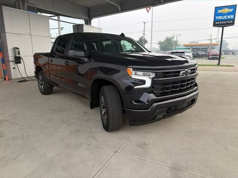Used 2024 Chevrolet Silverado 1500 RST AWD/4WD image 8