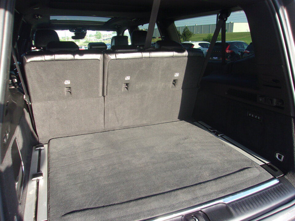 Used 2024 Jeep Grand Wagoneer L 4WD image 19