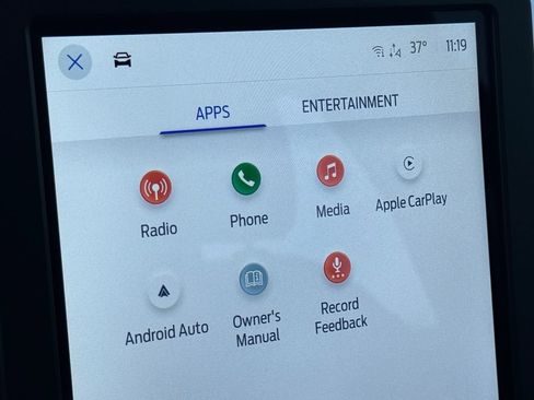 Used 2023 Ford Edge SE image 21