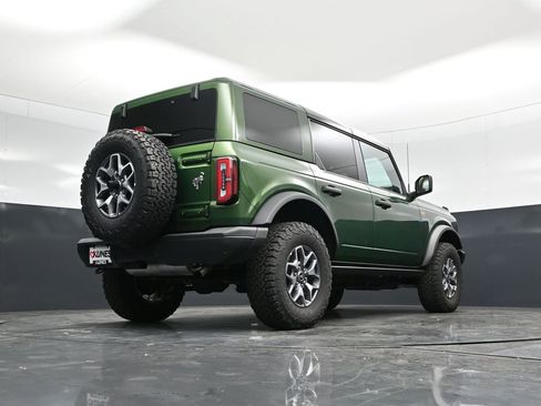 Certified 2025 Ford Bronco Badlands image 47