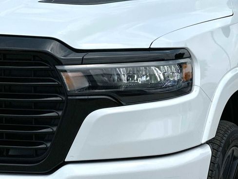 New 2026 RAM 1500 Laramie AWD/4WD image 16