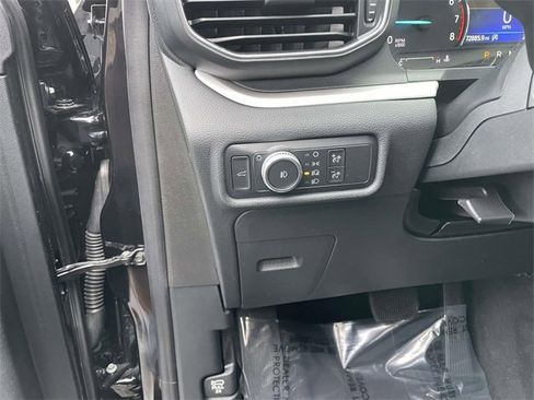 Used 2020 Ford Explorer XLT w/ Equipment Group 202A image 13