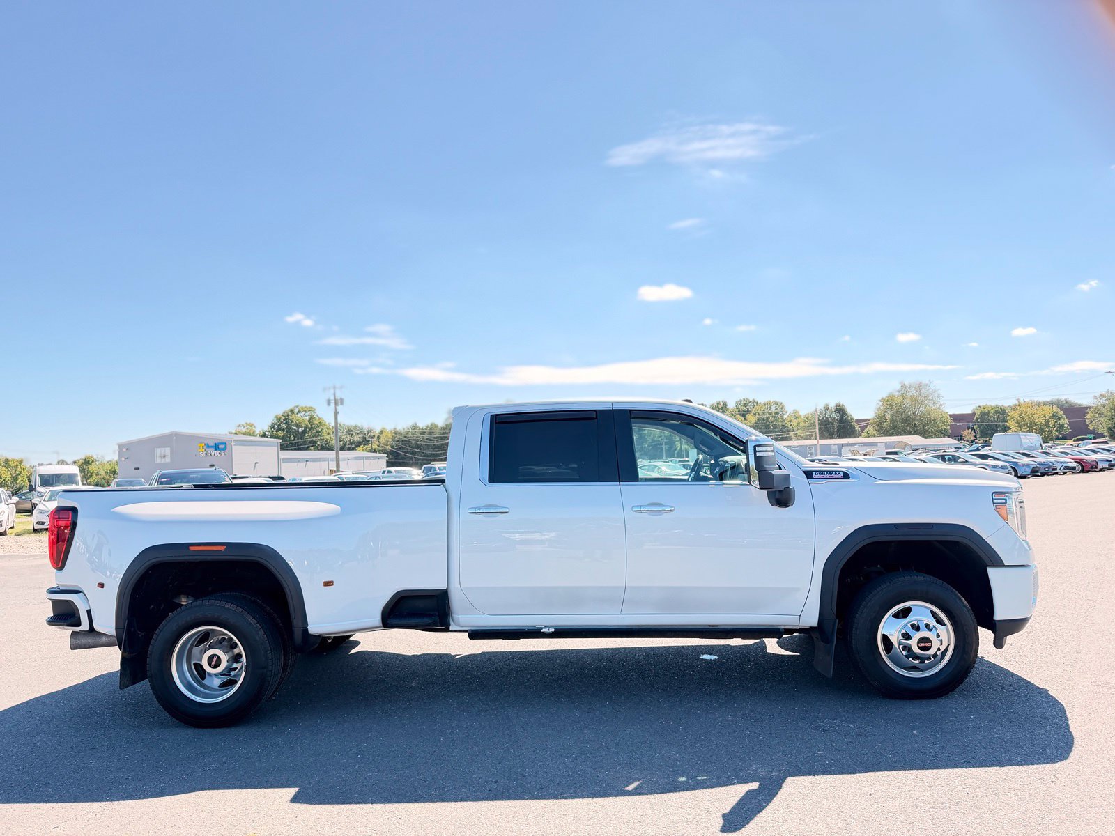 Used 2021 GMC Sierra 3500 Denali w/ Denali Ultimate Package AWD/4WD image 10