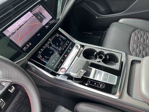 Used 2024 Audi RS Q8 image 19