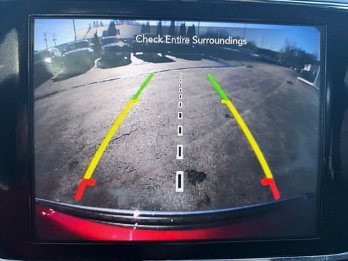 Used 2021 Jeep Grand Cherokee Limited image 28