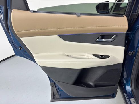 Used 2025 Nissan Murano Platinum image 48