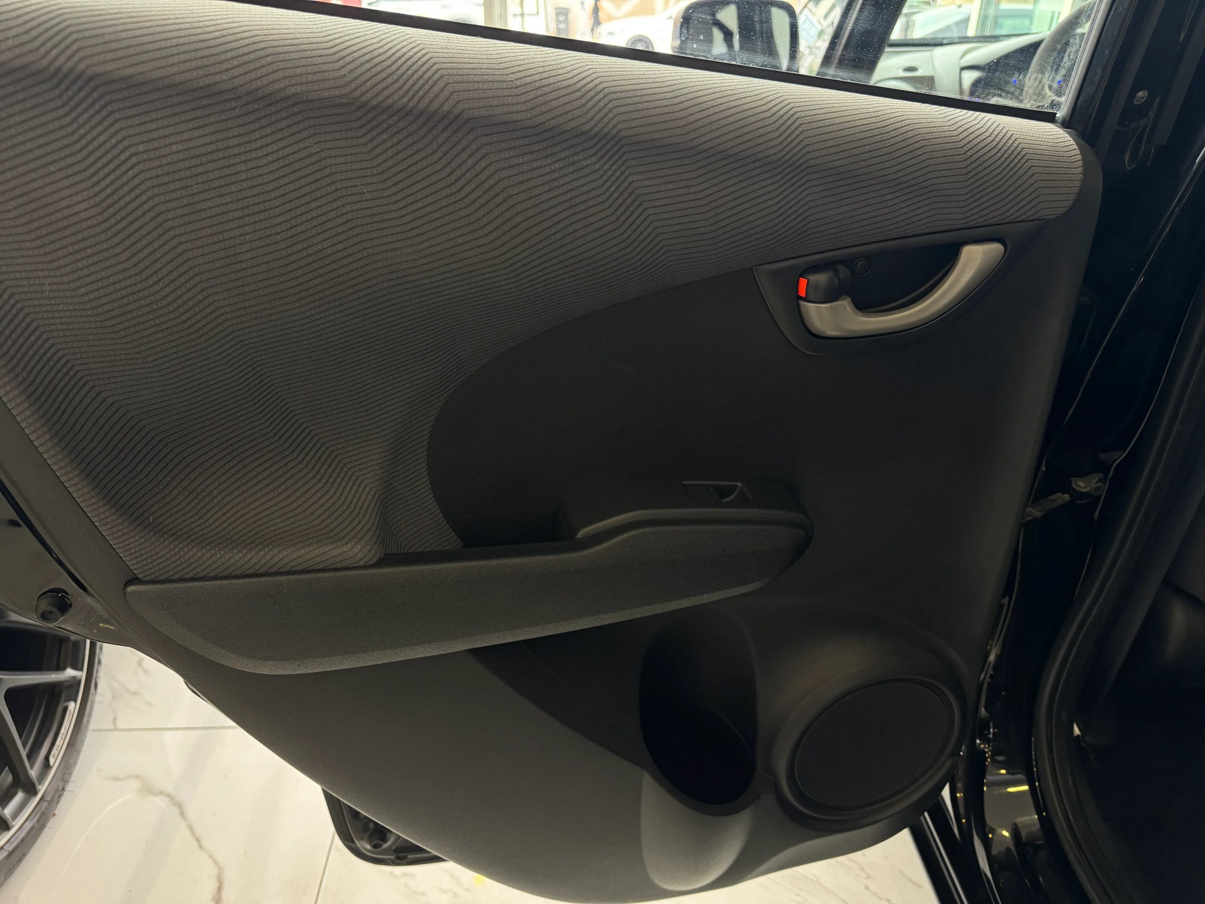 Used 2010 Honda Fit image 19