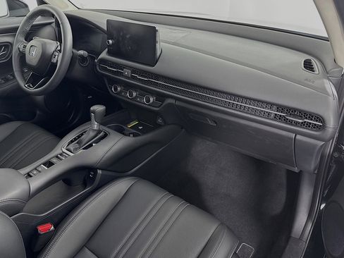 Certified 2024 Honda HR-V EX-L image 28