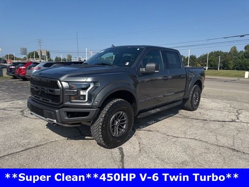 Used 2019 Ford F150 Raptor w/ Equipment Group 801A Mid image 4