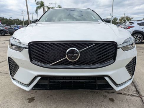 New 2026 Volvo XC60 B5 Plus w/ Protection Package Premier image 9