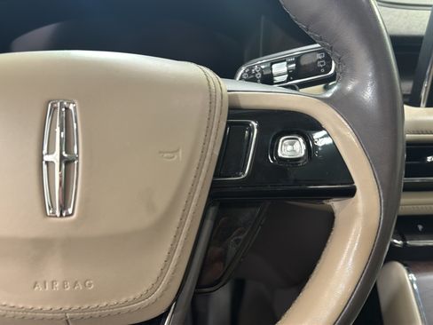 Used 2021 Lincoln Aviator Reserve w/ Elements Package Plus RWD image 13