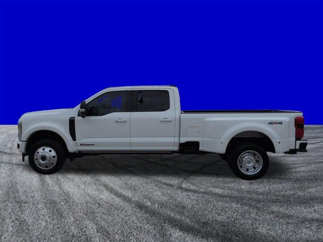 Certified 2026 Ford F450 Platinum AWD/4WD image 7