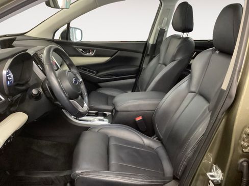 Certified 2022 Subaru Ascent Limited w/ Technology Package image 9