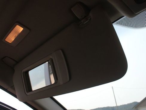 Used 2016 BMW 528i xDrive Sedan image 23