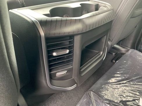 New 2026 RAM 1500 Express AWD/4WD image 15