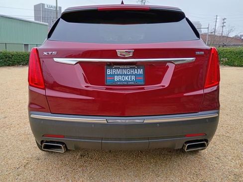 Used 2017 Cadillac XT5 Premium Luxury w/ Advanced Security Package image 12