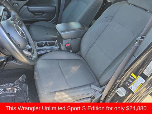 Used 2022 Jeep Wrangler Unlimited Sport image 21