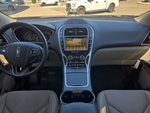 Used 2018 Lincoln MKX Reserve FWD image 15