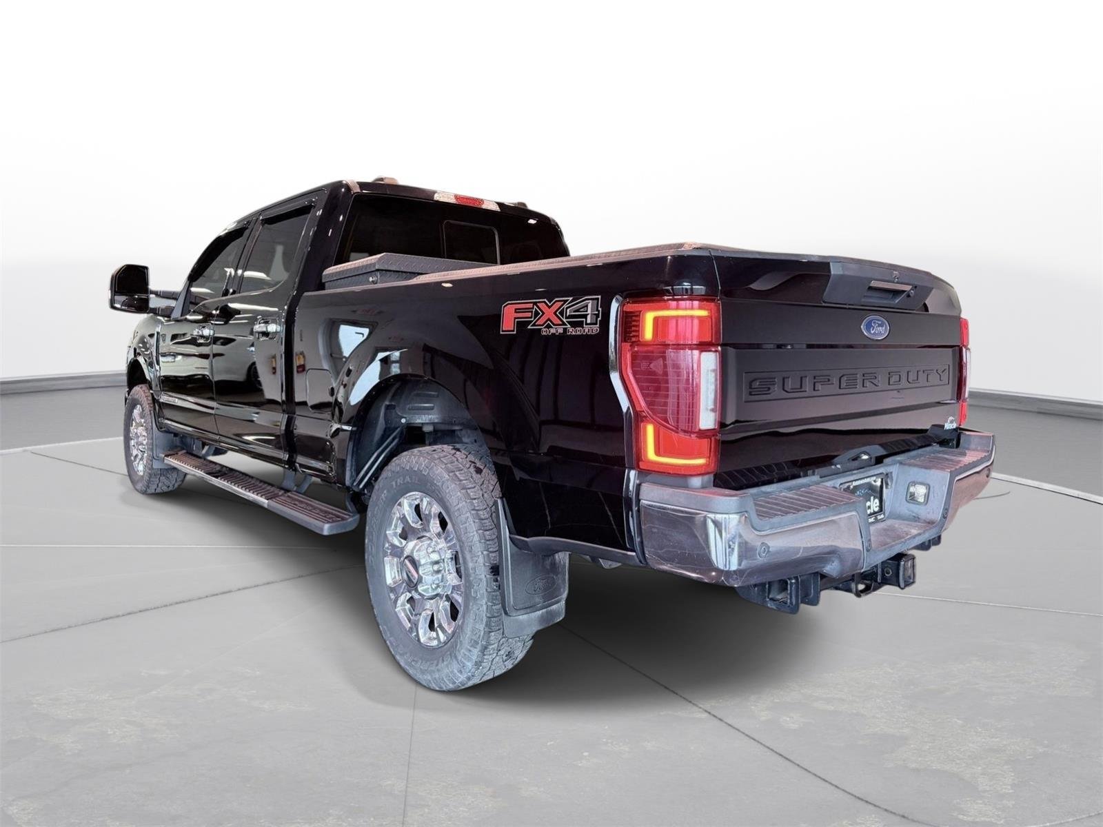 Used 2022 Ford F350 Lariat w/ Lariat Ultimate Package AWD/4WD image 5