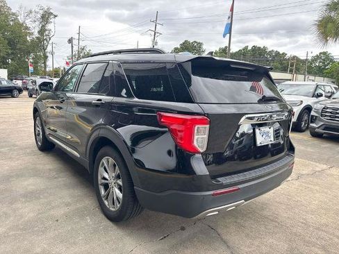 Certified 2023 Ford Explorer XLT w/ Equipment Group 202A RWD image 5