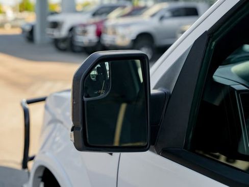 Used 2020 Ford F150 XLT w/ Equipment Group 302A Luxury image 16