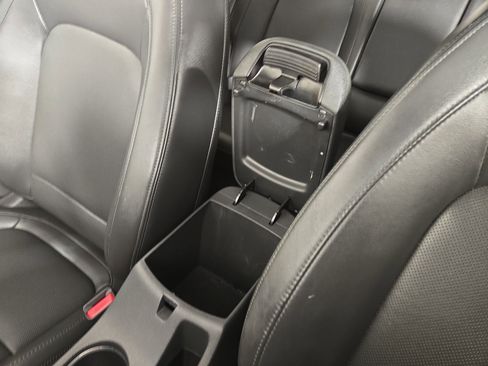 Used 2023 Hyundai Kona Limited image 29