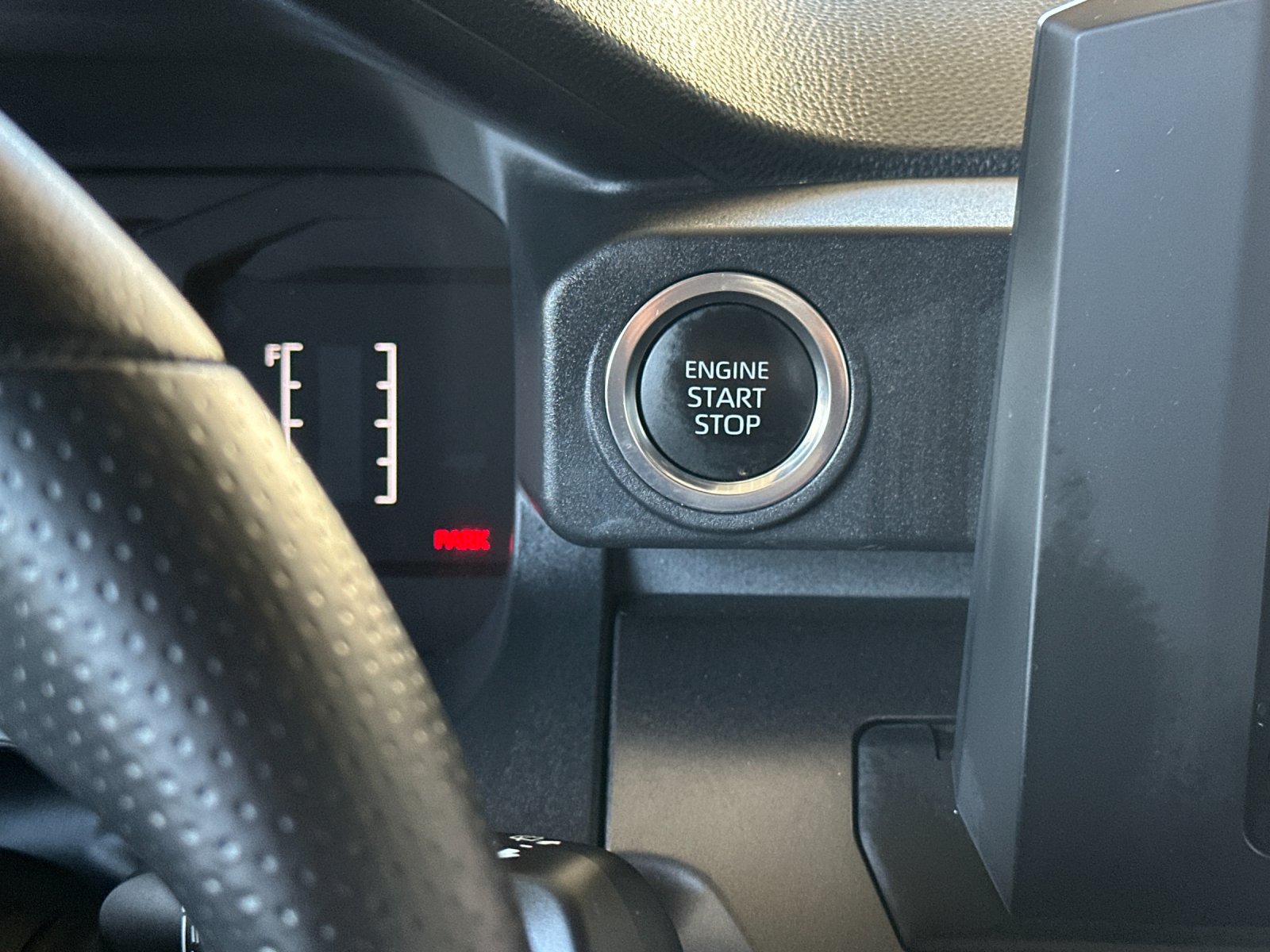 Used 2025 Toyota 4Runner SR5 AWD/4WD image 20