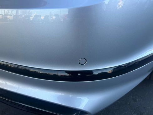 Used 2021 Bentley Flying Spur W12 image 33