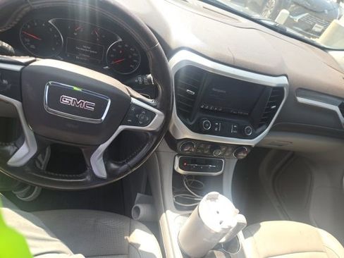 Used 2020 GMC Acadia SLT FWD image 5