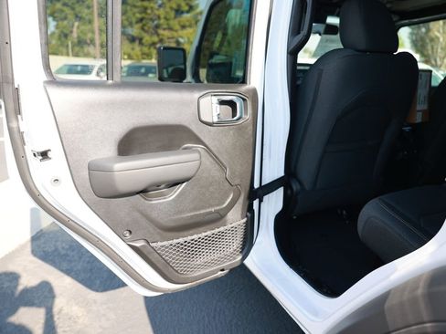 New 2026 Jeep Wrangler Unlimited Sport AWD/4WD image 32