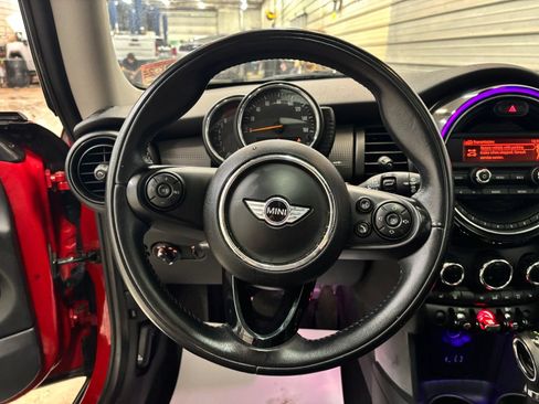 Used 2015 MINI Cooper 2-Door Hardtop FWD image 11