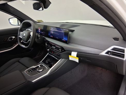 New 2026 BMW 330i 330i w/ Convenience Package image 30