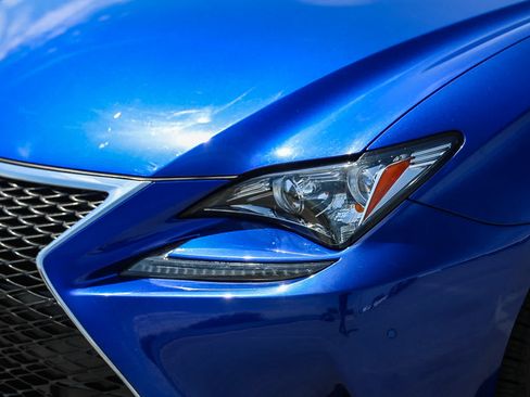 Used 2016 Lexus RC 200t RWD image 8