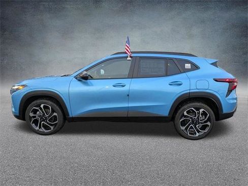 New 2026 Chevrolet Trax RS w/ Sunroof Package image 7