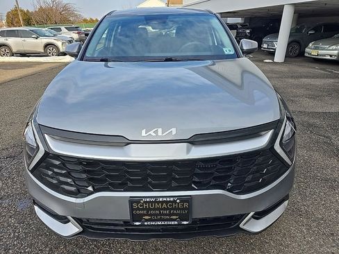 Used 2023 Kia Sportage LX image 8