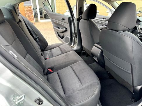 Used 2023 Nissan Altima 2.5 SV image 22