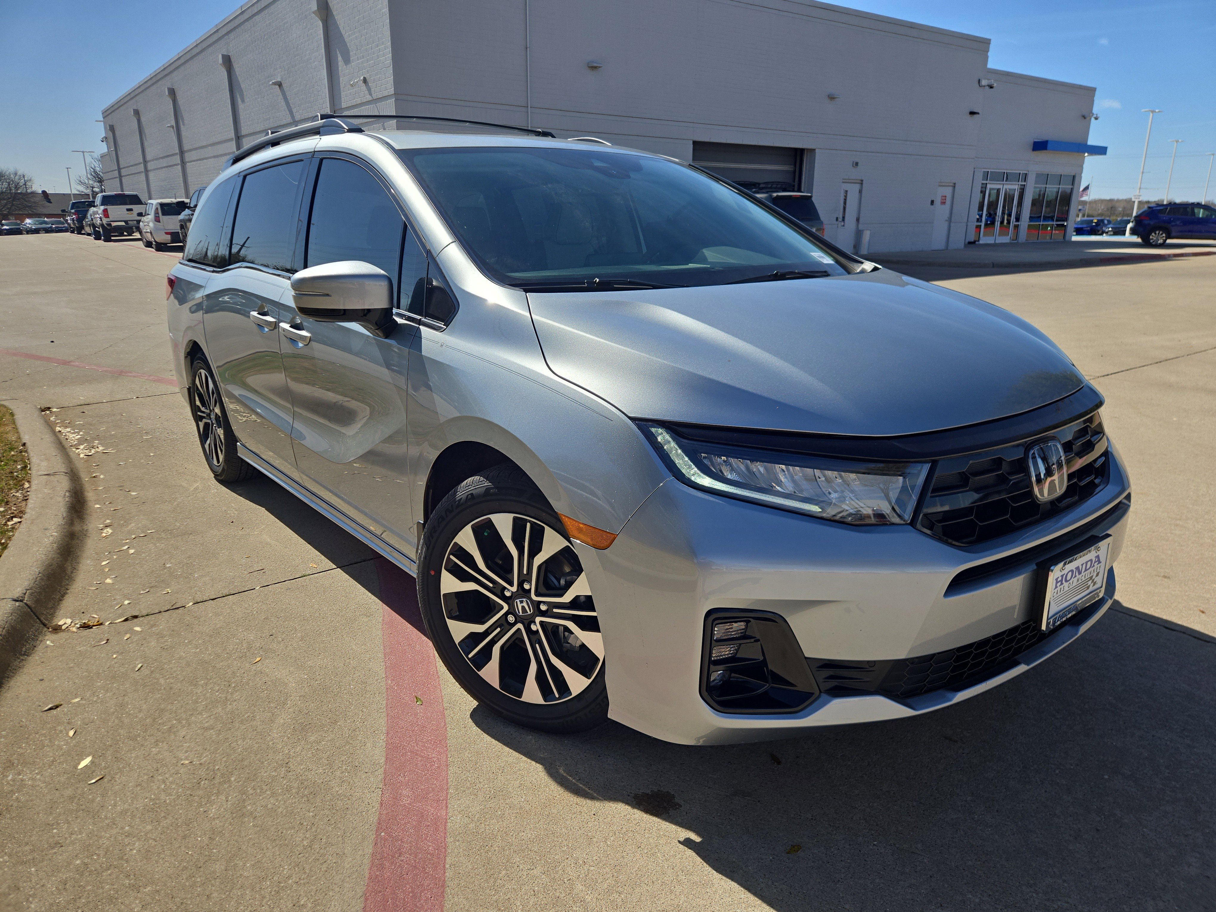 New 2027 Honda Odyssey Elite image 2