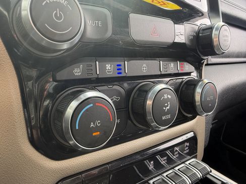 Used 2019 RAM 1500 Laramie w/ Sport Appearance Package image 46