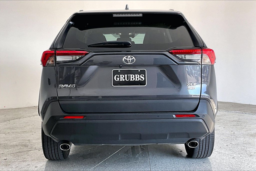 Used 2024 Toyota RAV4 XLE Premium w/ Weather Package AWD/4WD image 5
