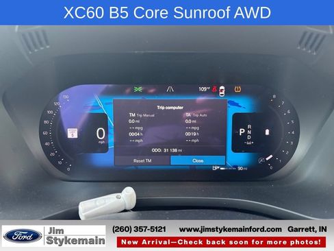 Used 2024 Volvo XC60 B5 Core w/ Protection Package Premier AWD/4WD image 6