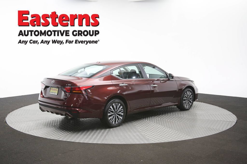 Used 2024 Nissan Altima 2.5 SV w/ SV Premium Package AWD/4WD image 43