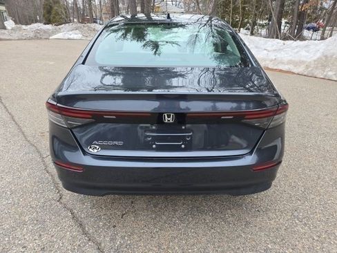 Used 2023 Honda Accord EX image 4